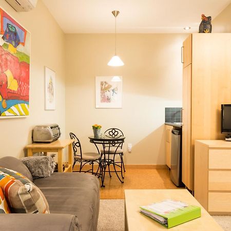 Cormier'S Studio Guest Suites Penticton Kültér fotó